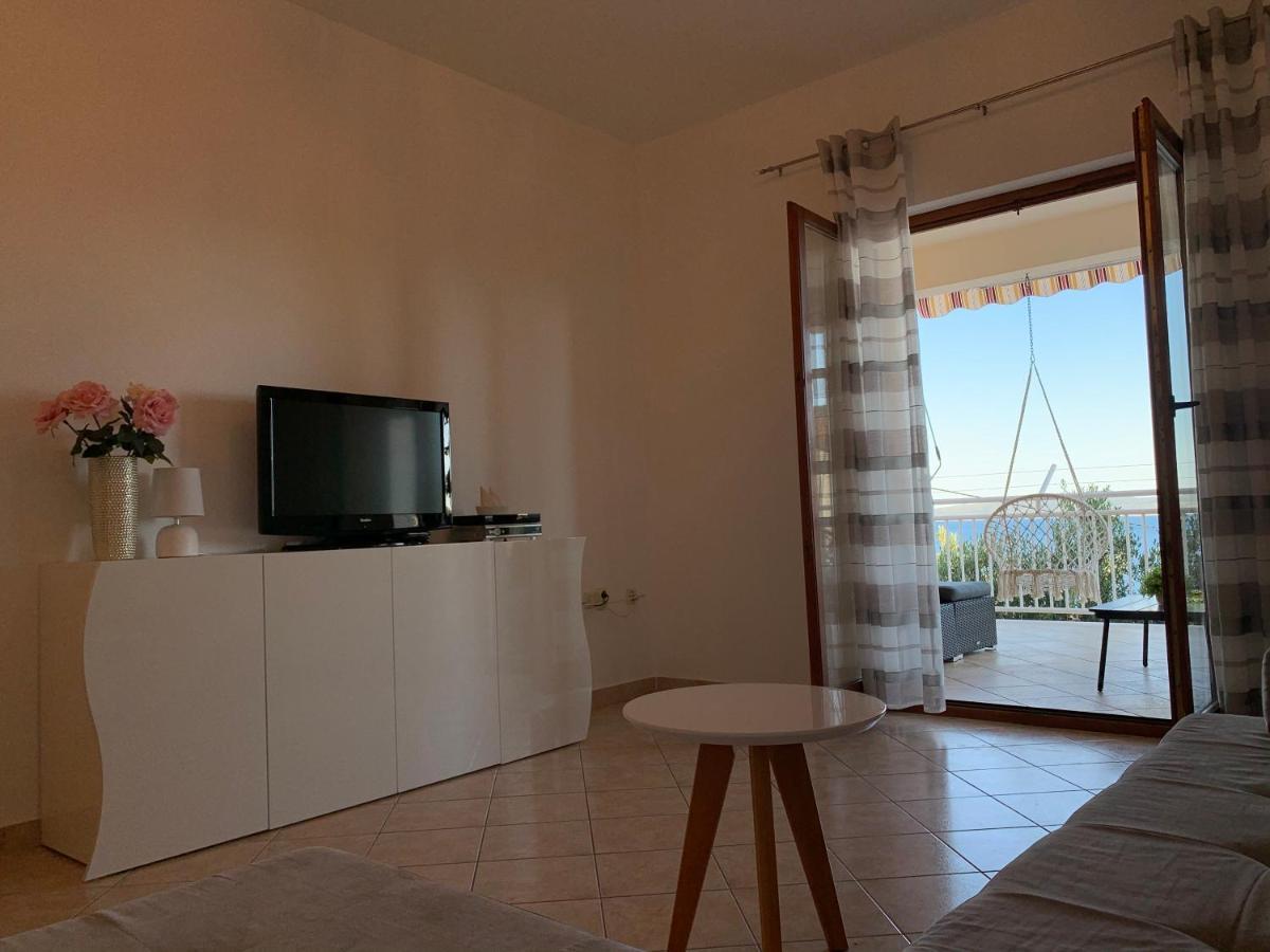 Apartamento Omis Relaxing Sea Lounge Marusici  Exterior foto